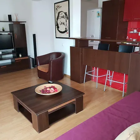 Appartamento Apartament Floresti